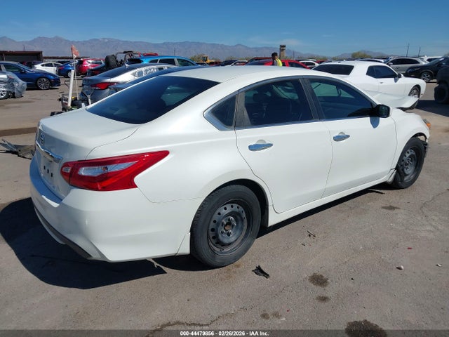 1N4AL3APXHN334095 Nissan Altima 2.5 S