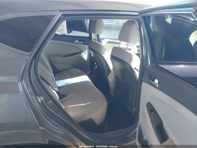 KM8J33A45KU860076 Hyundai Tucson Value