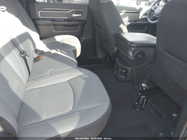 Продажа на аукционе авто 2023 Ram 2500 Big Horn  4x4 6'4 Box, vin: 3C6UR5DL2PG651149, номер лота: 44479893
