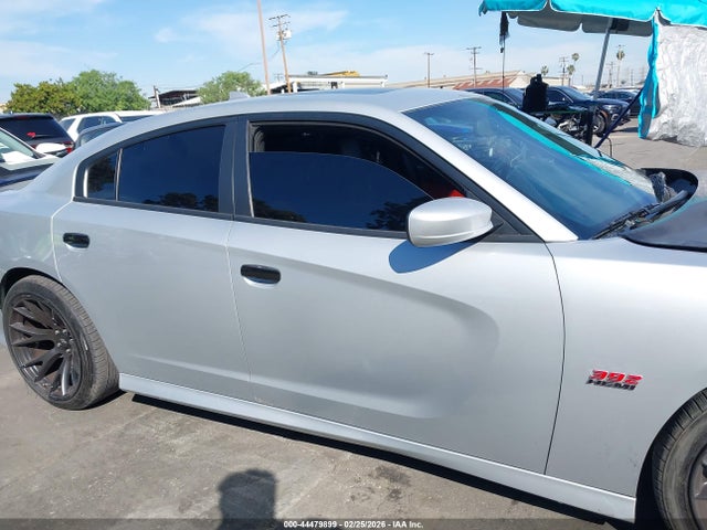 2C3CDXGJ4KH742574 Dodge Charger Scat Pack Rwd