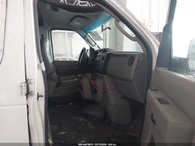 2010 FORD E-250 1FTNE2EW1ADA66177 Photo 4