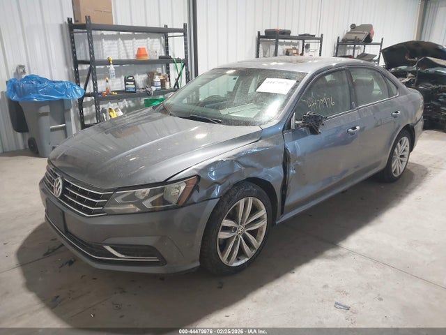 2019 VOLKSWAGEN PASSAT 1VWLA7A33KC013657 Photo 1