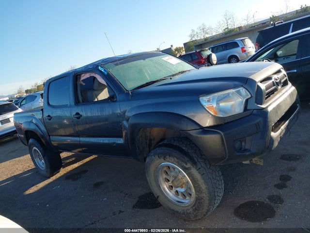 3TMJU4GN5EM167329 Toyota Tacoma Prerunner V6