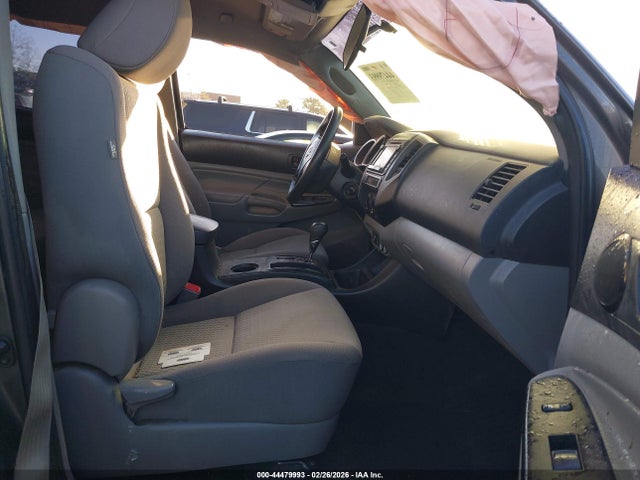 3TMJU4GN5EM167329 Toyota Tacoma Prerunner V6