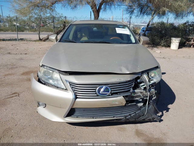 2013 Lexus Es 300h მანქანა იყიდება აუქციონზე, vin: JTHBW1GG8D2027021, აუქციონის ნომერი: 44480008