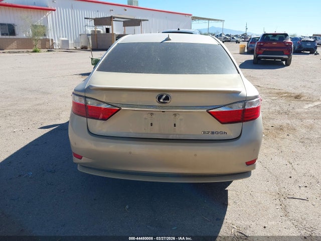 2013 Lexus Es 300h მანქანა იყიდება აუქციონზე, vin: JTHBW1GG8D2027021, აუქციონის ნომერი: 44480008