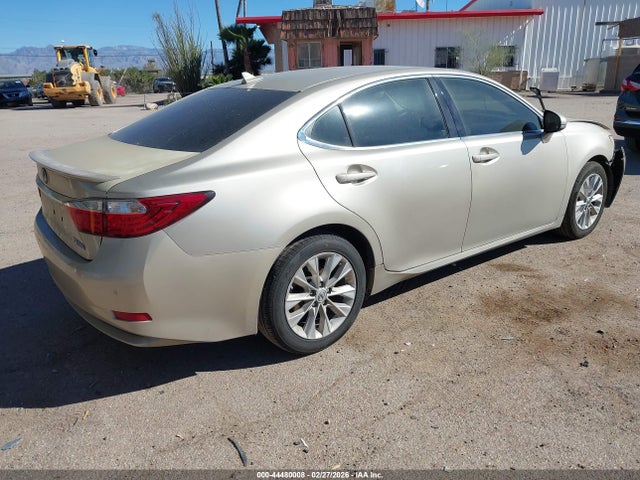 2013 Lexus Es 300h მანქანა იყიდება აუქციონზე, vin: JTHBW1GG8D2027021, აუქციონის ნომერი: 44480008