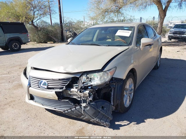 2013 Lexus Es 300h მანქანა იყიდება აუქციონზე, vin: JTHBW1GG8D2027021, აუქციონის ნომერი: 44480008