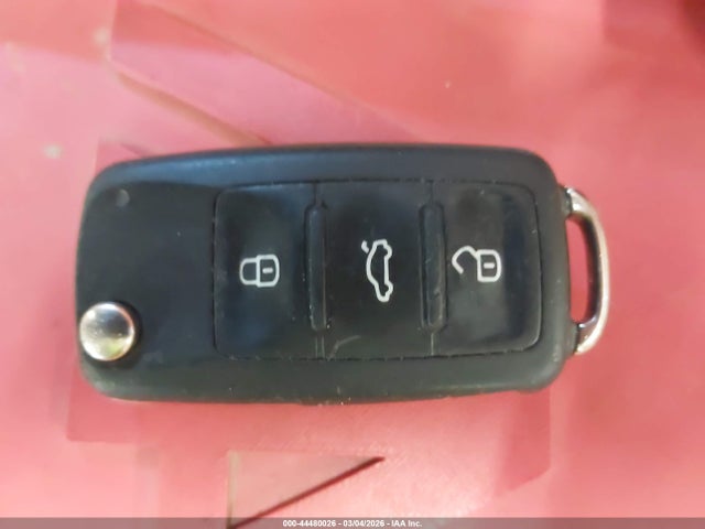 2015 VOLKSWAGEN BEETLE 3VWJ07AT5FM638303 Photo 10