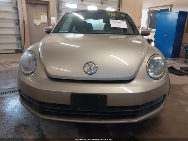 Продаж на аукціоні авто 2015 Volkswagen Beetle 1.8t, vin: 3VWJ07AT5FM638303, номер лоту: 44480026