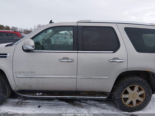 44480043 :رقم المزاد ، 1GYFK63847R256134 vin ، 2007 Cadillac Escalade Standard مزاد بيع