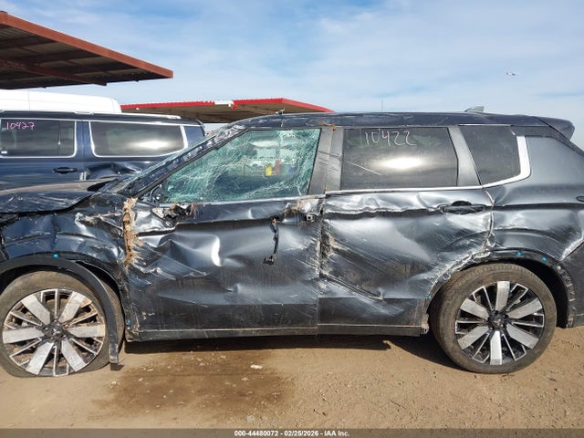 JA4J3VA86SZ020971 Mitsubishi Outlander Se 2.5 2wd