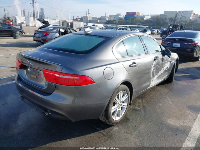 2017 JAGUAR XE SAJAD4BG9HA949256 Photo 3