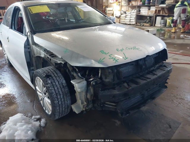 Aukcja sprzedaży 2015 Volkswagen Jetta 1.8t Se, vin: 3VWD07AJXFM261950, numer aukcji: 44480081