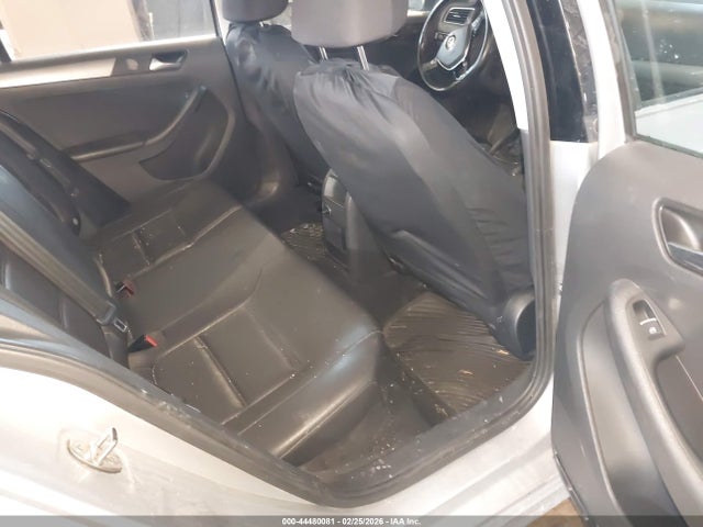 Aukcja sprzedaży 2015 Volkswagen Jetta 1.8t Se, vin: 3VWD07AJXFM261950, numer aukcji: 44480081