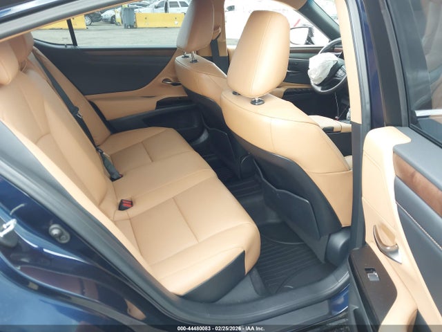58ADZ1B12PU151545 Lexus ES 350