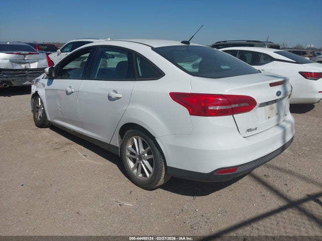 2017 FORD FOCUS 1FADP3F24HL216408 Photo 2