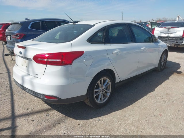 2017 FORD FOCUS 1FADP3F24HL216408 Photo 3
