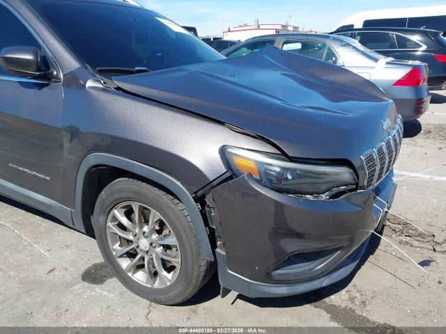 44480180 :رقم المزاد ، 1C4PJLLB5KD220076 vin ، 2019 Jeep Cherokee Latitude Plus Fwd مزاد بيع