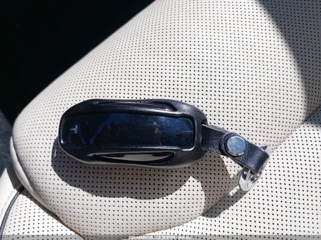 2022 TESLA MODEL X 7SAXCBE63NF349390 Photo 10