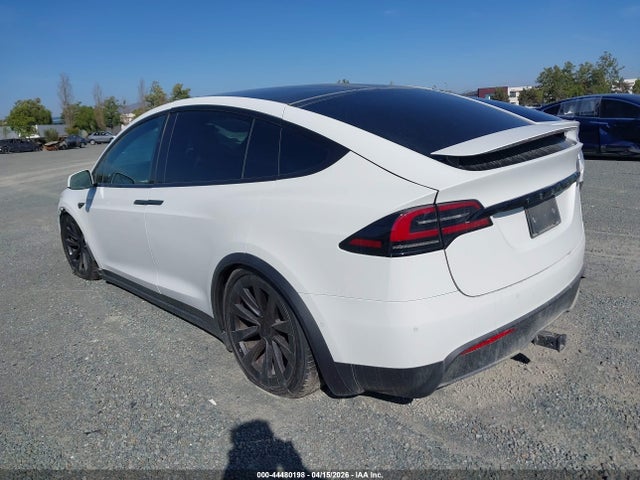 2022 TESLA MODEL X 7SAXCBE63NF349390 Photo 2
