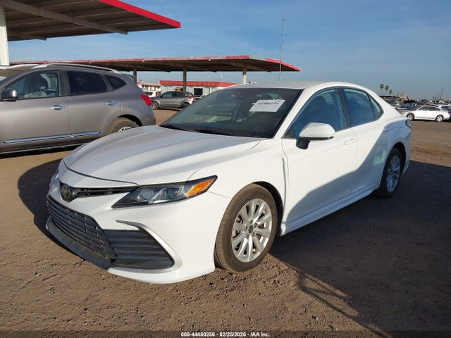 4T1C11AKXNU623072 Toyota CAMRY LE