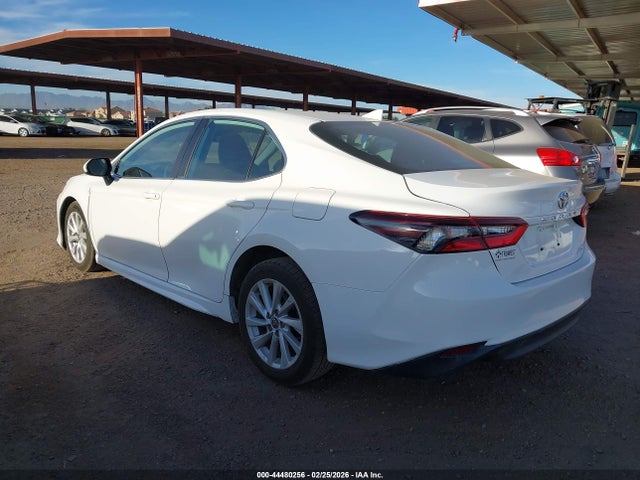4T1C11AKXNU623072 Toyota CAMRY LE