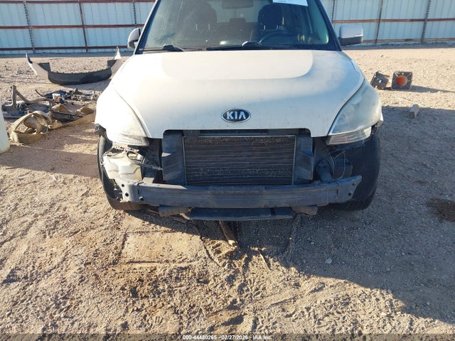 44480265 :رقم المزاد ، KNDJT2A68D7521751 vin ، 2013 Kia Soul + مزاد بيع