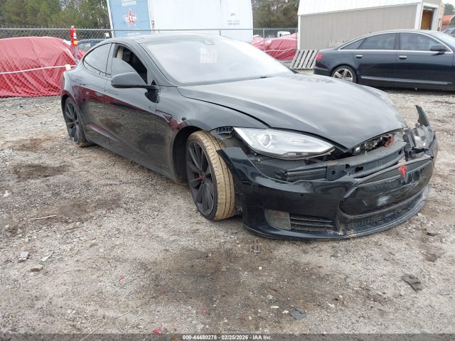 2015 TESLA MODEL S 5YJSA1S29FF089913 Photo 0