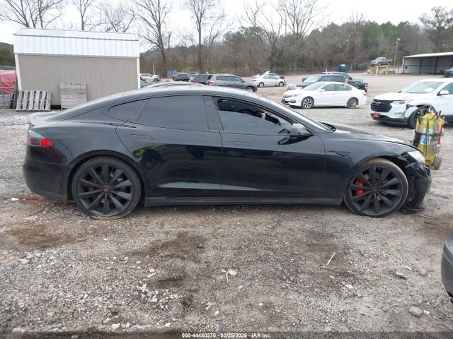 2015 Tesla Model S 70d/85d/p85d მანქანა იყიდება აუქციონზე, vin: 5YJSA1S29FF089913, აუქციონის ნომერი: 44480278