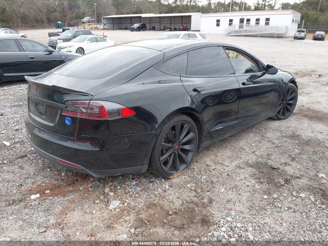 2015 TESLA MODEL S 5YJSA1S29FF089913 Photo 3