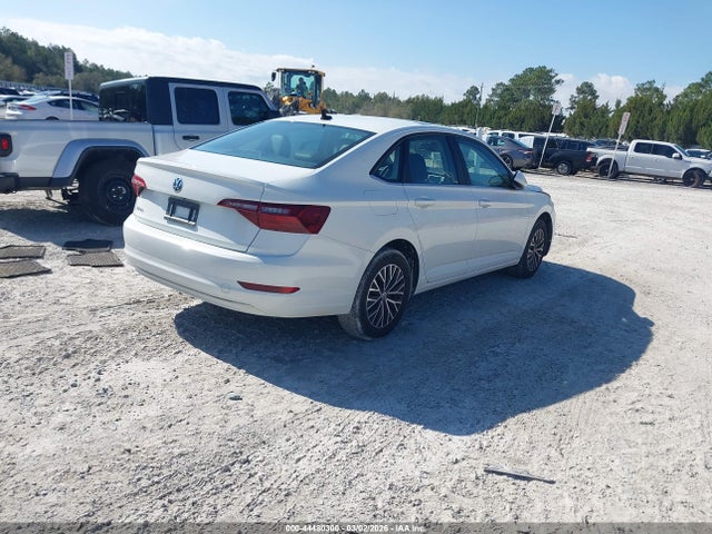 3VWC57BU7LM095548 Volkswagen Jetta 1.4t R-line/1.4t S/1.4t Se