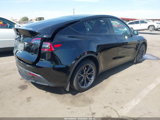 2025 TESLA MODEL Y 7SAYGDED7SF319842 Photo 3