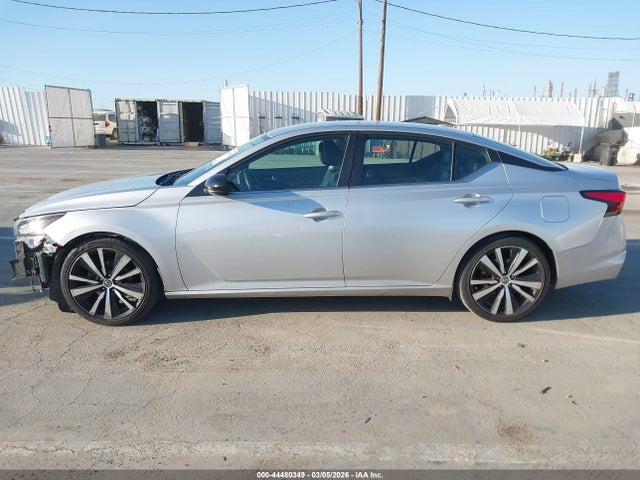 1N4BL4CV9KC198065 Nissan Altima 2.5 Sr