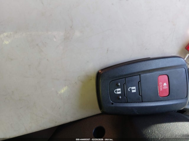JTMRWRFVXSJ090879 Toyota Rav4 Hybrid Xle