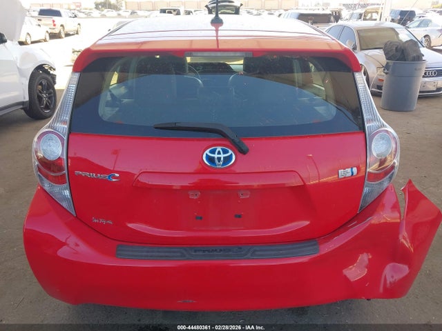 JTDKDTB35E1061545 Toyota Prius C Four