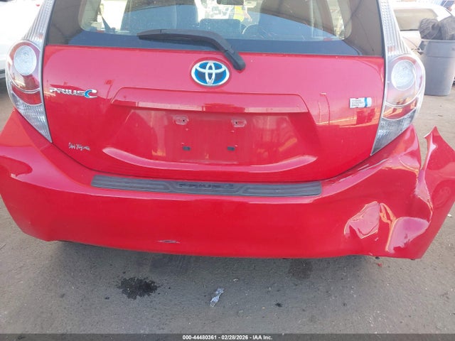 JTDKDTB35E1061545 Toyota Prius C Four