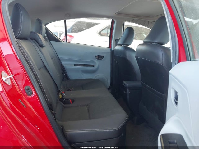 JTDKDTB35E1061545 Toyota Prius C Four