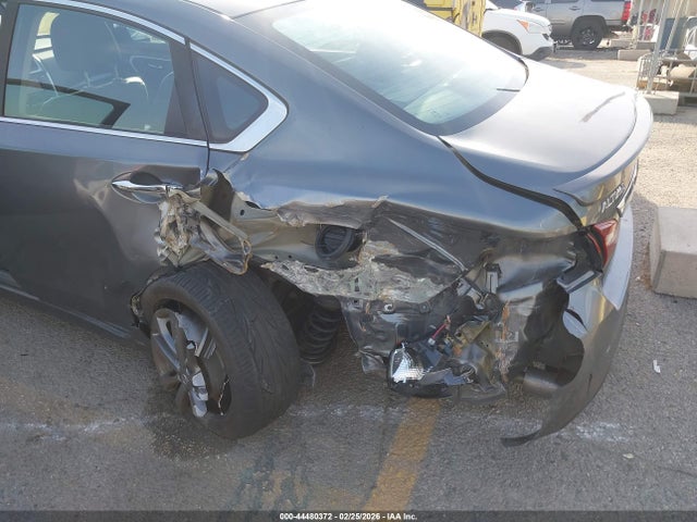 1N4AL3AP8JC293161 Nissan Altima 2.5 Sr