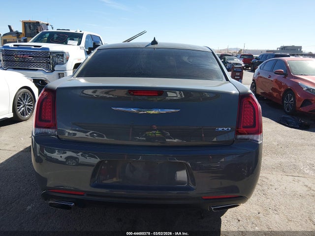 2019 Chrysler 300 Touring მანქანა იყიდება აუქციონზე, vin: 2C3CCAAG8KH614190, აუქციონის ნომერი: 44480378
