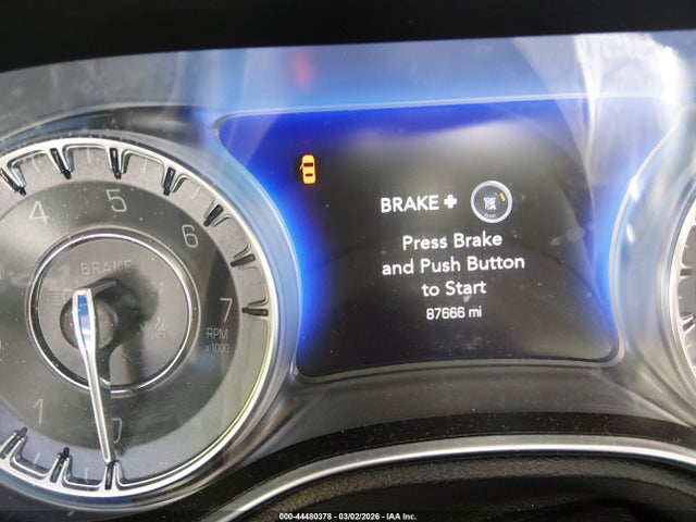 2019 Chrysler 300 Touring მანქანა იყიდება აუქციონზე, vin: 2C3CCAAG8KH614190, აუქციონის ნომერი: 44480378