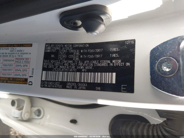 2017 TOYOTA 4RUNNER JTEZU5JR7H5148792 Photo 8