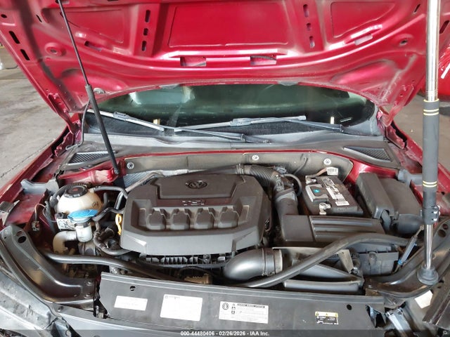 1VWAA7A31JC004669 Volkswagen Passat 2.0t R-line/2.0t S