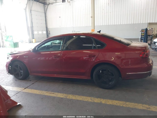 1VWAA7A31JC004669 Volkswagen Passat 2.0t R-line/2.0t S