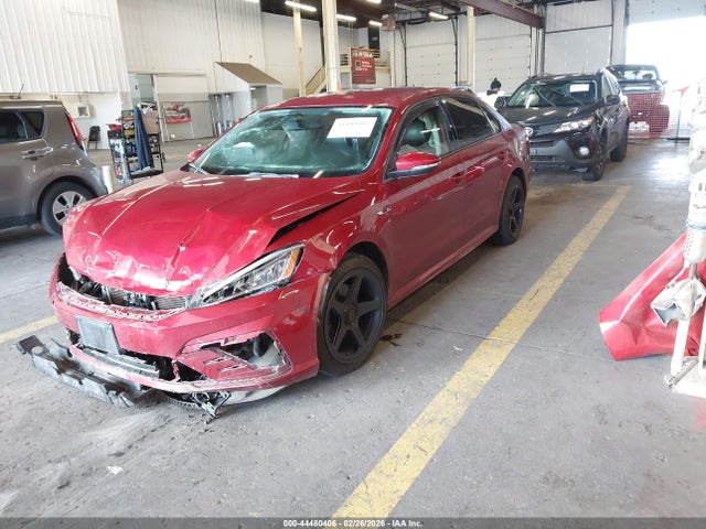 1VWAA7A31JC004669 Volkswagen Passat 2.0t R-line/2.0t S
