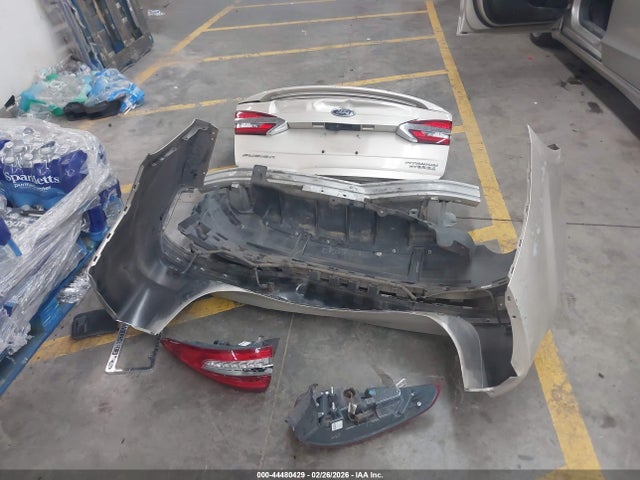 3FA6P0RU5KR235675 Ford Fusion Hybrid Titanium