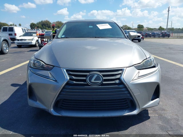 44480438 :رقم المزاد ، JTHBA1D27H5053959 vin ، 2017 Lexus Is 200t مزاد بيع