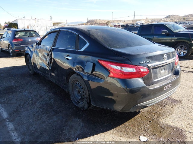 1N4AL3AP8HN363515 Nissan Altima 2.5 S