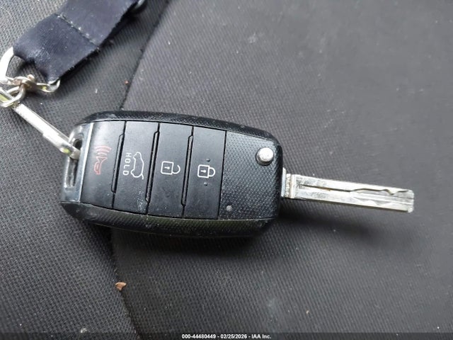 2016 KIA SOUL KNDJN2A23G7270732 Photo 10