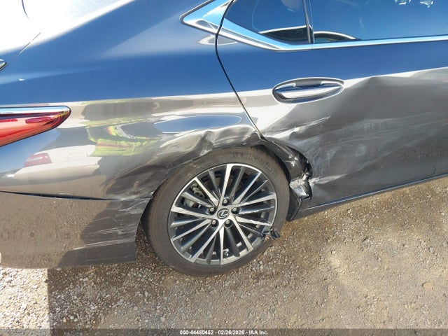 58ADA1C11SU057655 Lexus ES 300H
